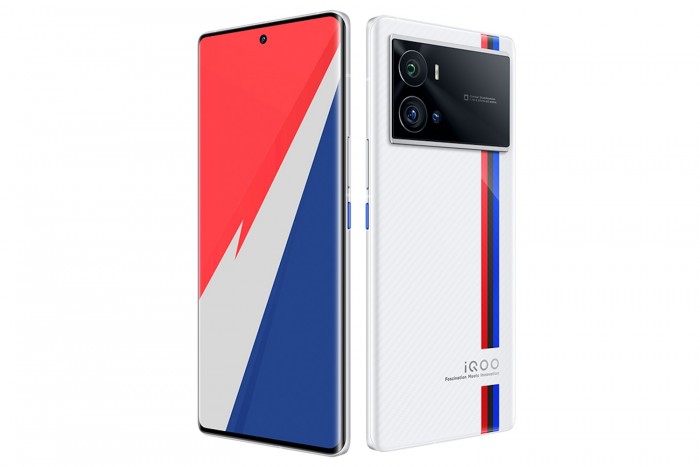 Betört az okostelefon-piacra a BMW