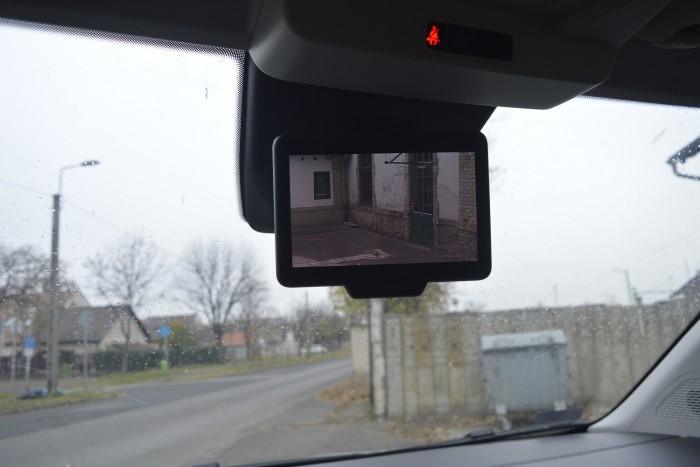 Mesés ajtó az új Renault-n 37 Mesés ajtó az új Renault-n 37
