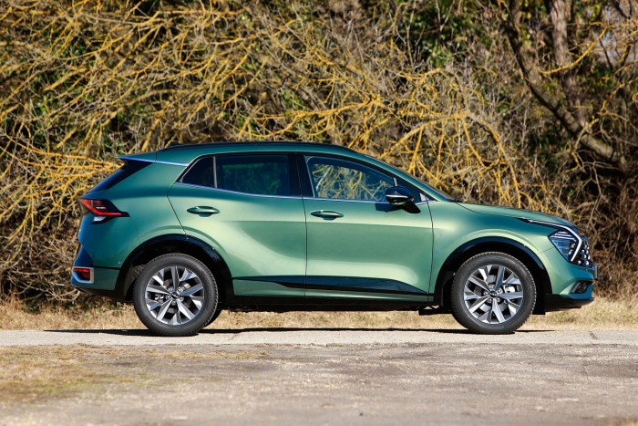 Baromi jól néz ki az új Kia, de takarékos is? 8 | Vezess Baromi jól néz ki az új Kia, de takarékos is? 8