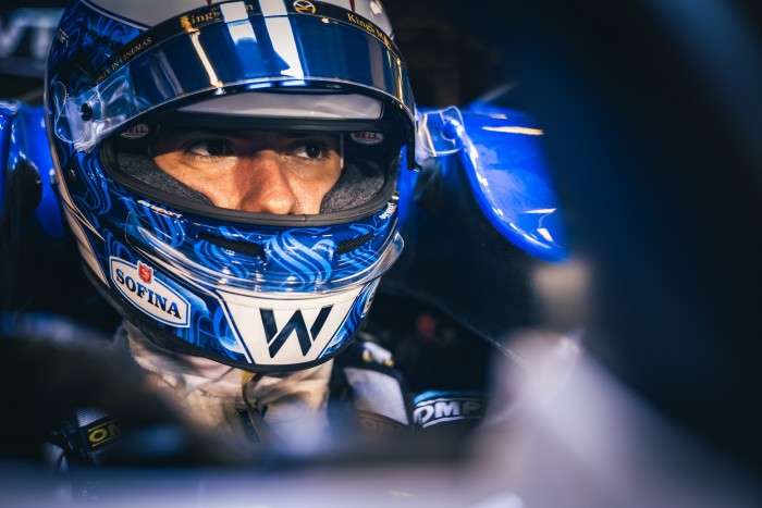 Halálos fenyegetést kapott, testőröket fogadott az F1-pilóta