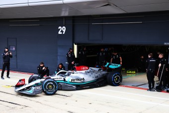 F1: Nagy árat fizet az idei évért a Mercedes