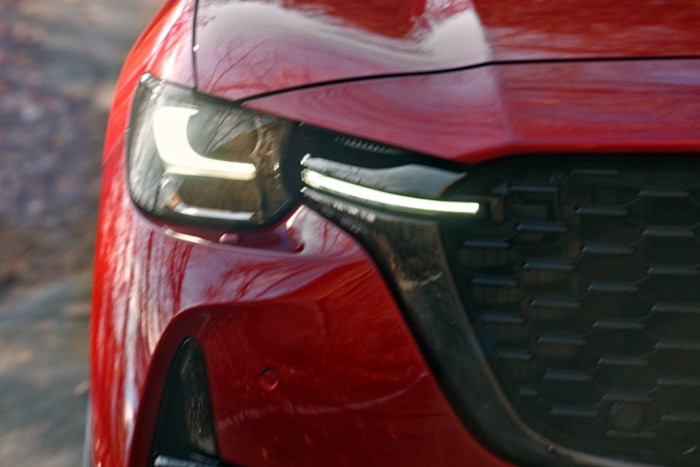 300 lóerős plug-in hibridet mutat be a Mazda