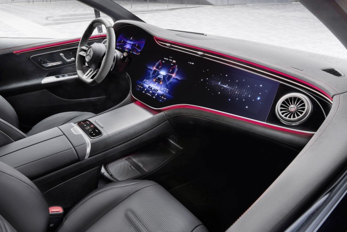 Újabb elektromos sportszedánt mutatott be a Mercedes-AMG 73 Újabb elektromos sportszedánt mutatott be a Mercedes-AMG 73