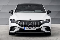 Újabb elektromos sportszedánt mutatott be a Mercedes-AMG 60