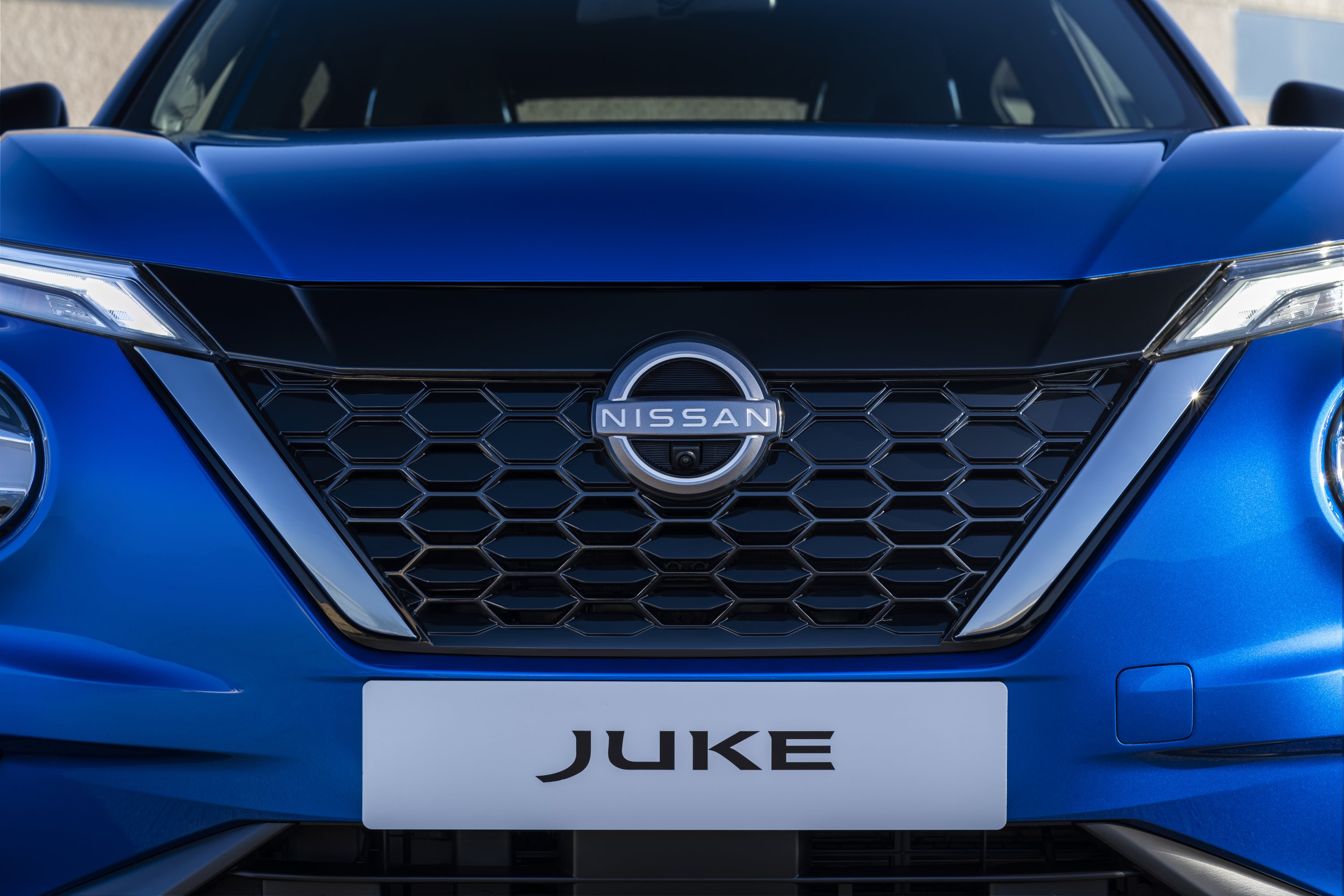Hibrid hajtásláncot kap a Nissan Juke 14