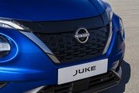Hibrid hajtásláncot kap a Nissan Juke 24