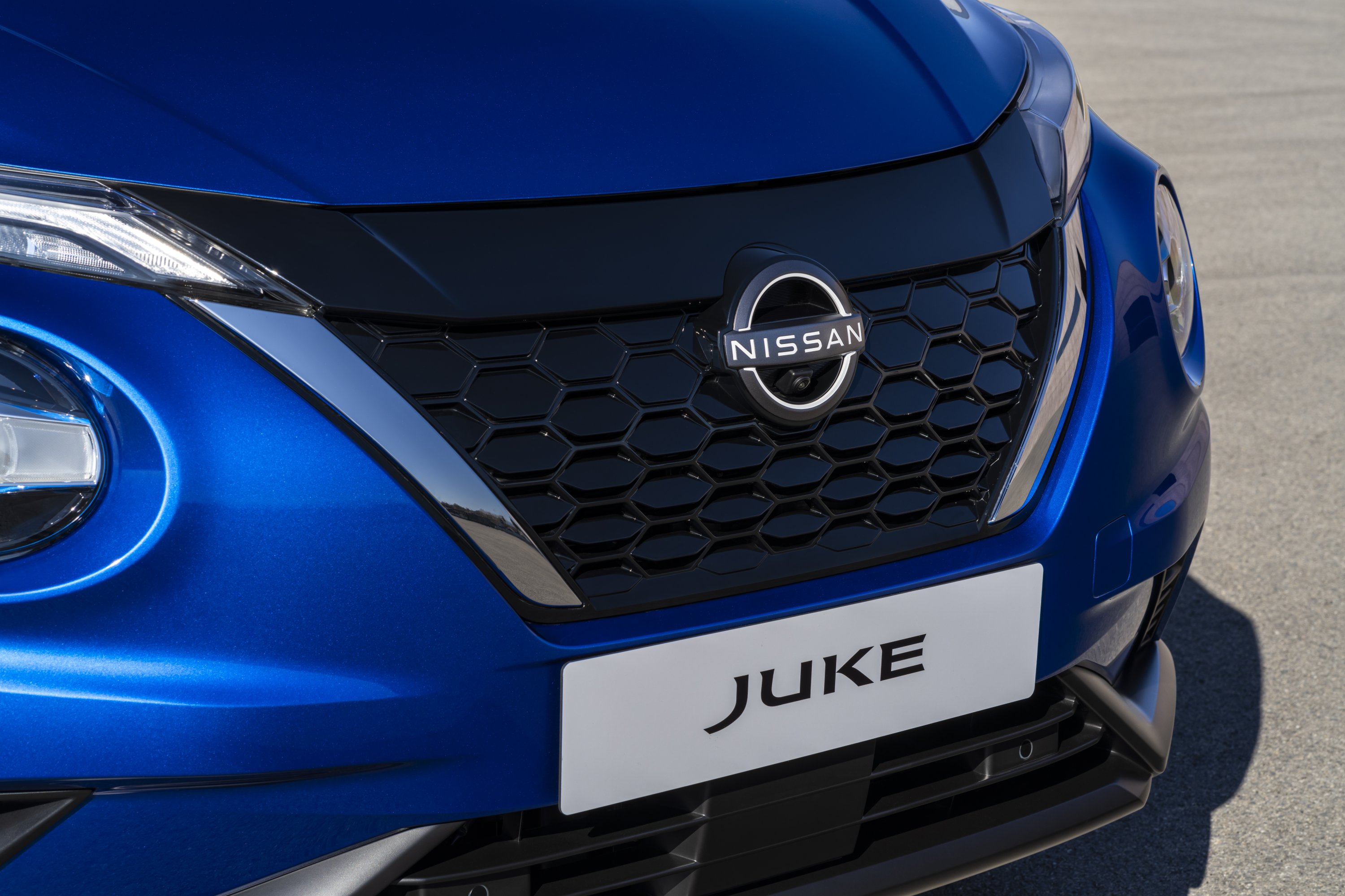 Hibrid hajtásláncot kap a Nissan Juke 11