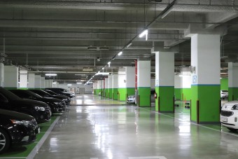 Észvesztő összeget kértek a parkolóhelyekért a Super Bowl napján