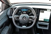 Menő villanyautóvá változott az új Renault Mégane 64