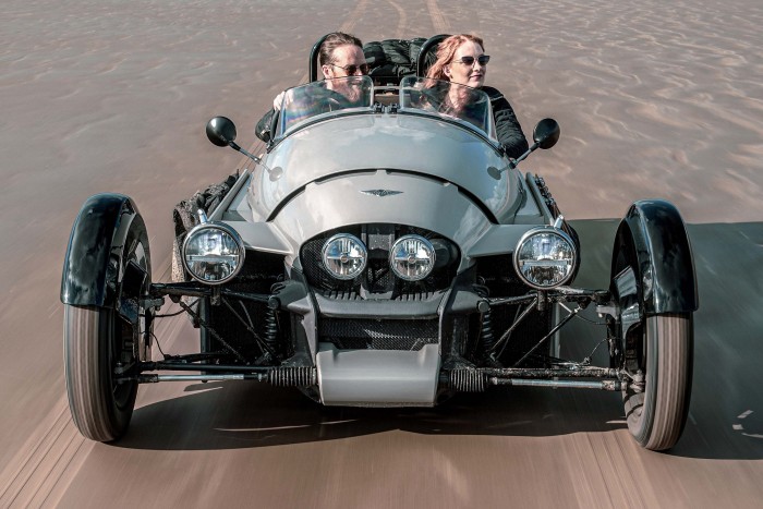 Visszatért a legőrültebb európai sportautó 6