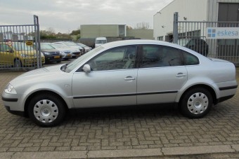 Léteznek még csodák: megkímélt Volkswagen Passat B5 első, nyugdíjas tulajtól