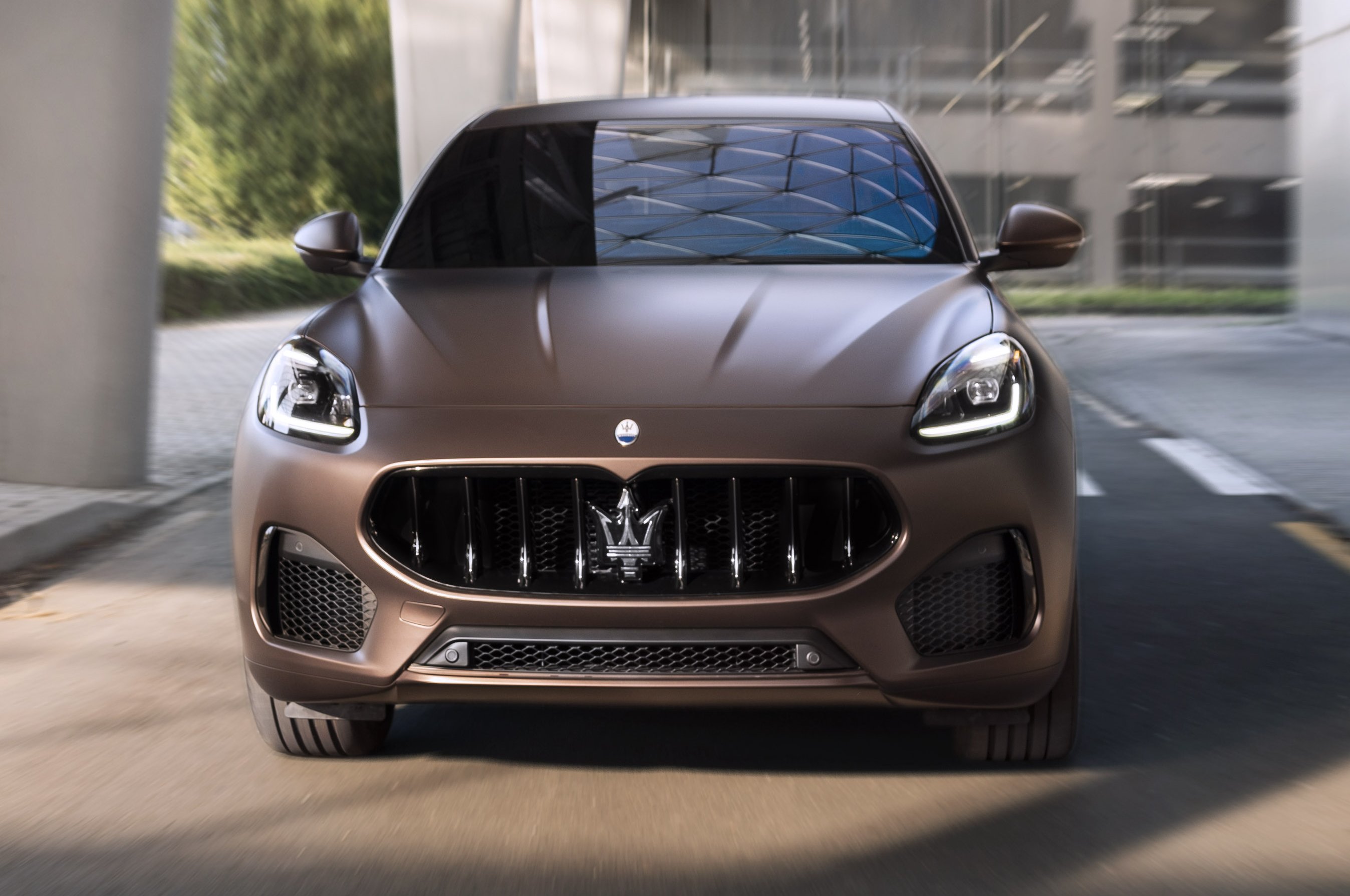 Megérkezett a Maserati kisebbik szabadidőjárműve 4