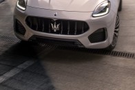 Megérkezett a Maserati kisebbik szabadidőjárműve 35