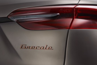 Mozgóképen kelleti magát a Maserati Grecale