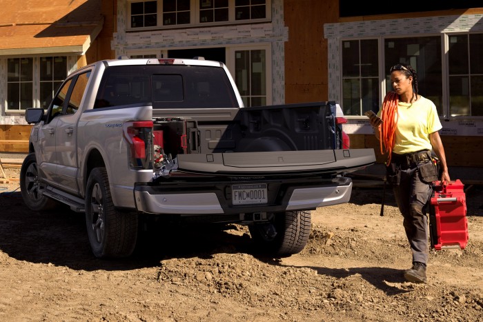 Tovább bírja az elektromos Ford pickup, mint gondolták 15 Tovább bírja az elektromos Ford pickup, mint gondolták 15