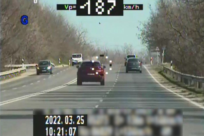 187-tel mértek be egy autóst Baranya megyében 2 | Vezess 187-tel mértek be egy autóst Baranya megyében 2