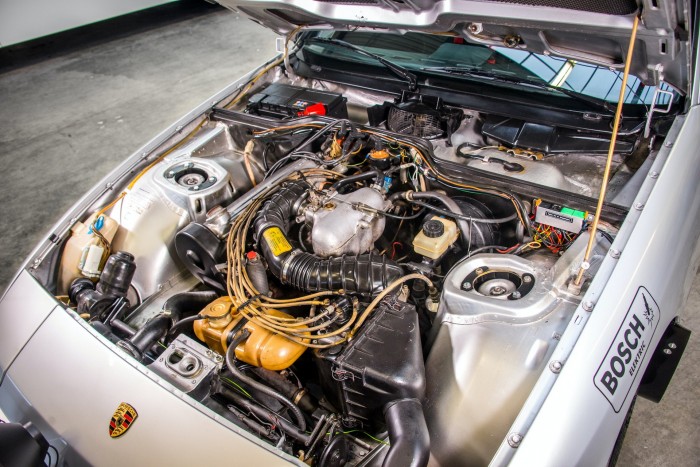 Ez a Porsche kicsit sem bánja, ha terepre megyünk vele 6