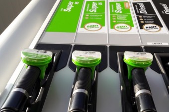 Támogatást kapnak a tankoláshoz a németek