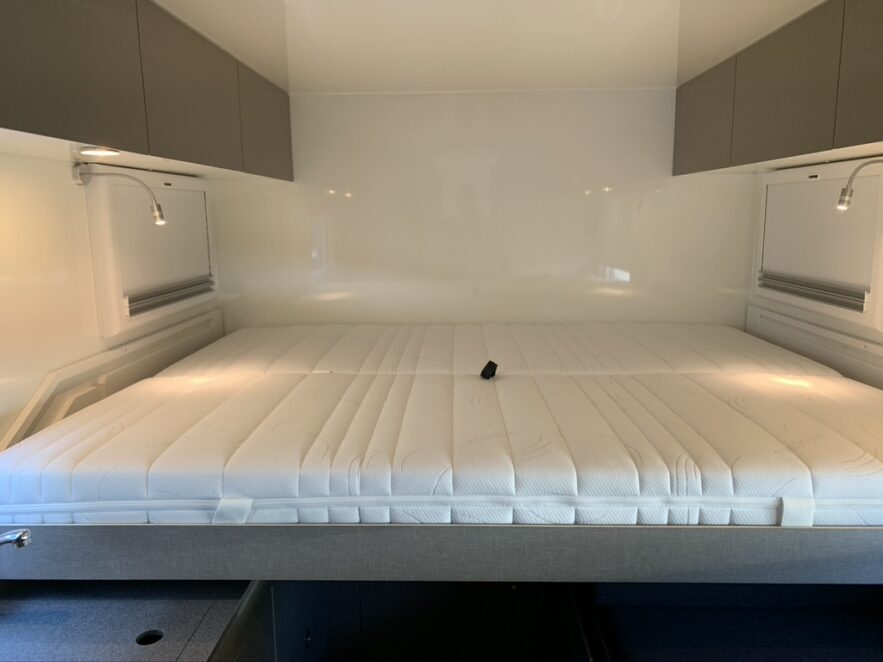 Valódi lakóautó valódi felfedezőknek a nehéz időkre 4