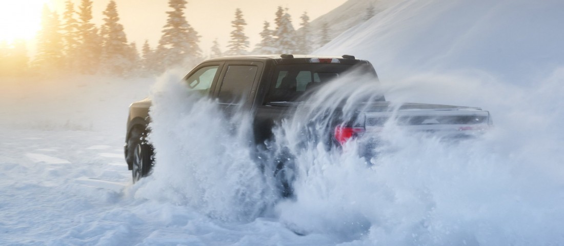 A sarkvidéki hideg sem állítja meg a Ford villany-pickupját