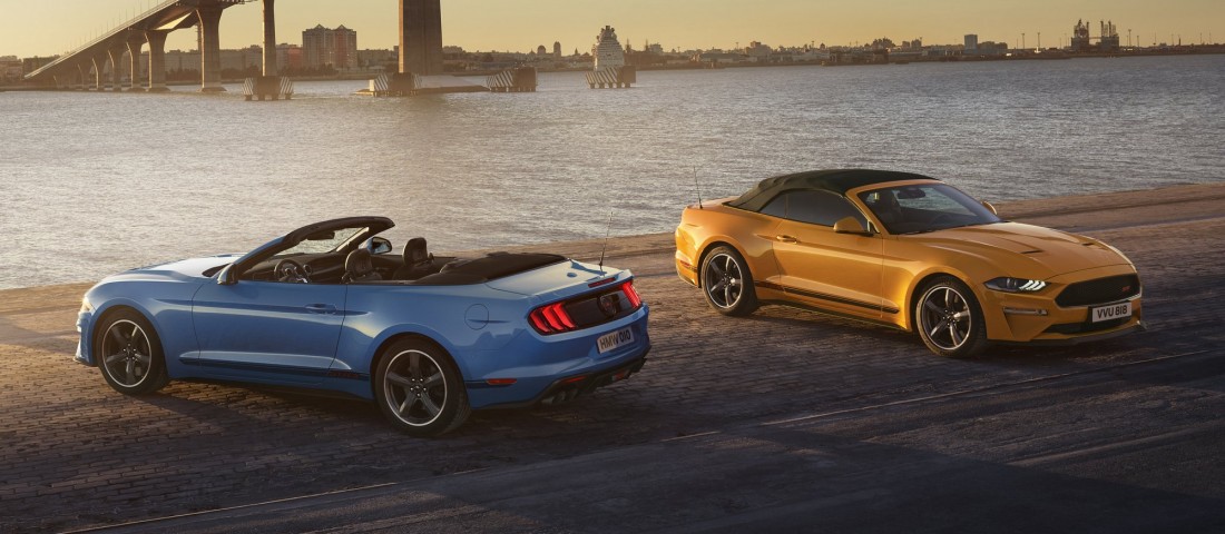 Ezzel a Mustanggal csak napsütésben stílusos autózni