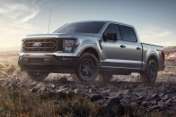 Mérges sportmodellel bővül a Ford pickupcsaládja 7