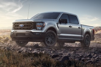 Mérges sportmodellel bővül a Ford pickupcsaládja 