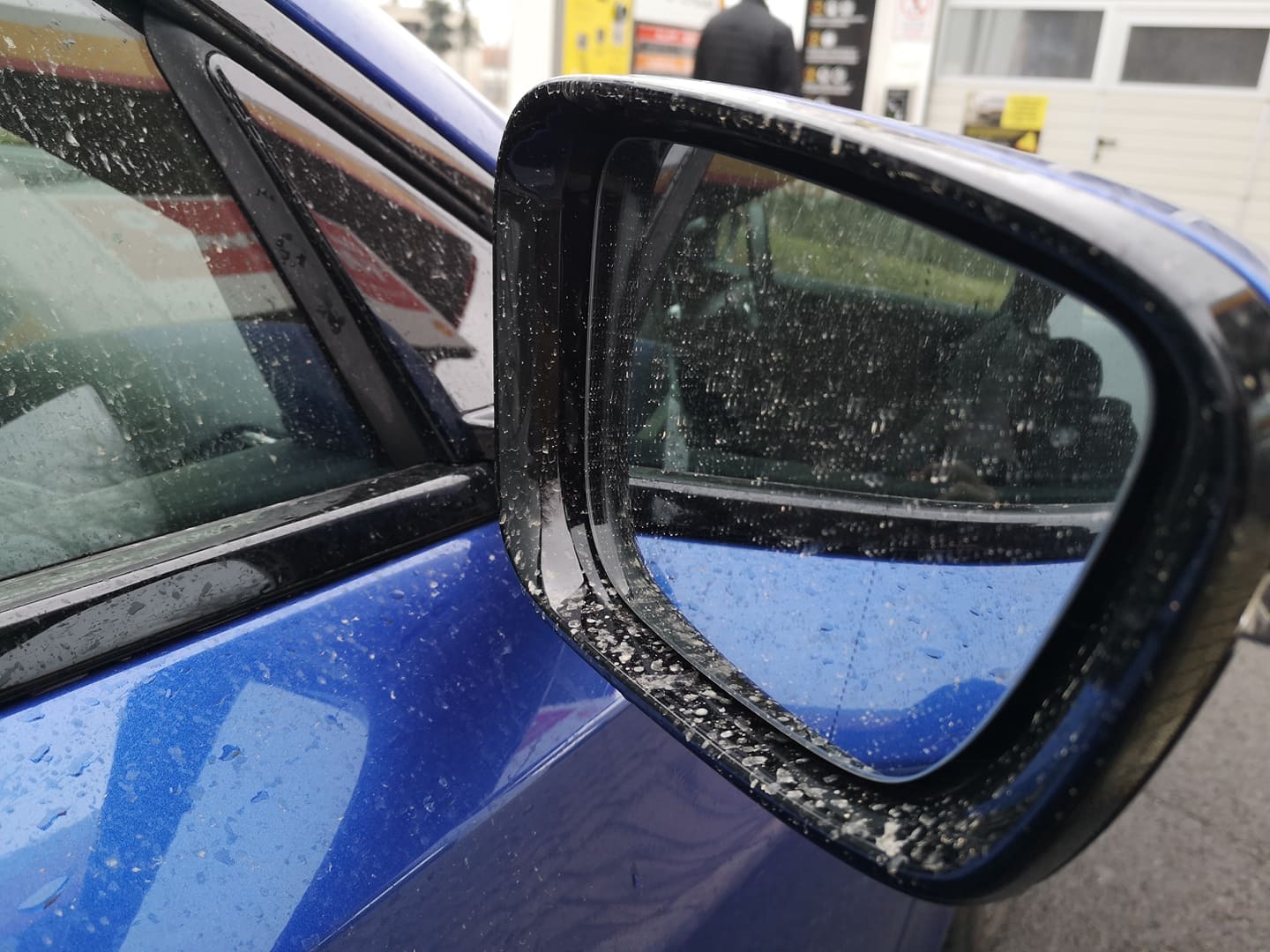 Így néznek ki az autók a hosszú hétvége utáni első reggelen 5