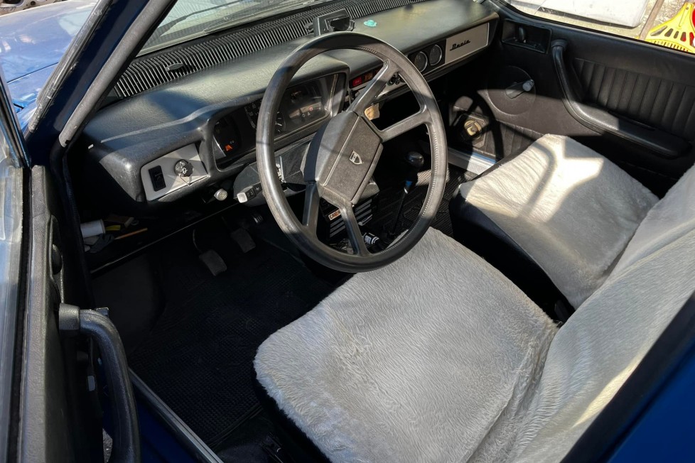 Olyan Dacia cserélt gazdát itthon, amilyen nem sokszor 3