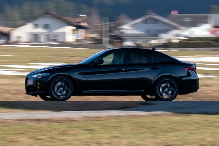 Újabb sportos különkiadással erősít az Alfa Romeo 6