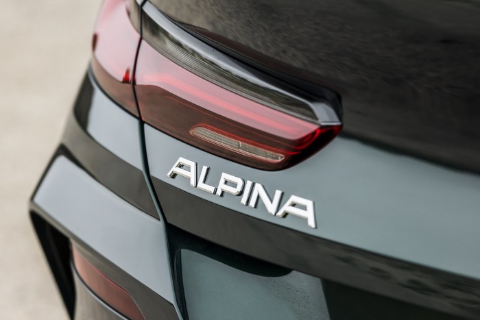 Legendás autómárkát vásárolt fel a BMW