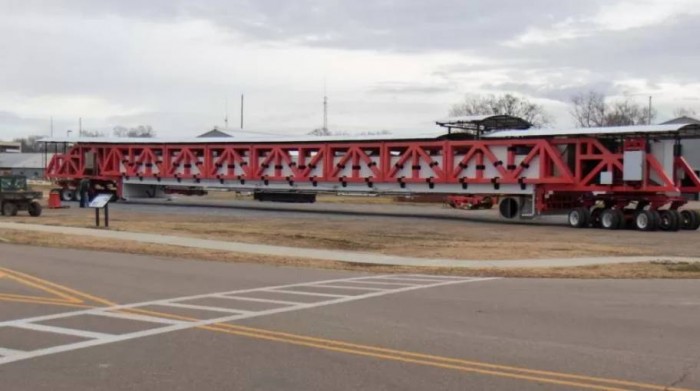 Ezzel a 120 tonnás géppel halálra lehet kínozni az utakat 2