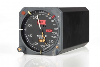 Eladó a világ legmenőbb sebességmérő órája