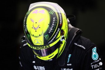 F1: Hamilton visszatért a gyökerekhez 