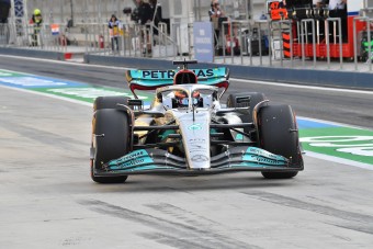 F1: Betilthatják a Mercedes forradalmi ötletét