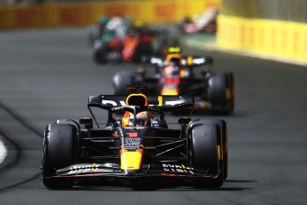 F1: Verstappen nyerte a macska-egér játékot Leclerc ellen