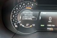 Lehet valami takarékos benzinmotorral is? Teszten a Ford S-Max Hybrid 89