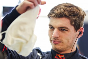 F1: Verstappen óriási új szerződést jelentett be