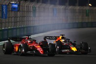 F1: A Red Bull aggódik a motorja miatt 2