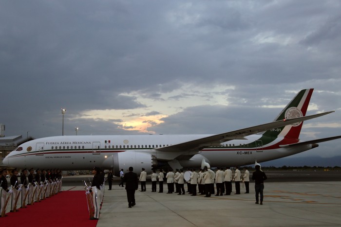 Elnöki különgépen is lehet már házasságot kötni