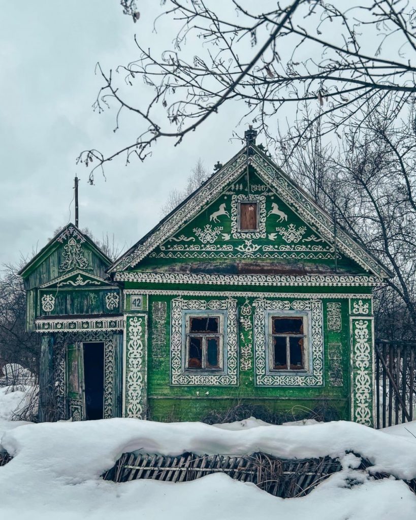 Különleges elhagyott tündérkunyhót fotóztak az orosz vidéken 1