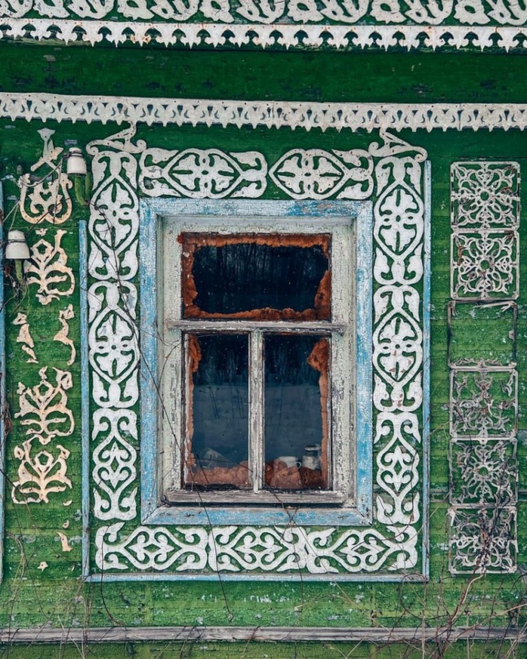 Különleges elhagyott tündérkunyhót fotóztak az orosz vidéken 3