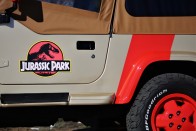 Dinókra vadásztunk a Jurassic Park Jeepjével! 54