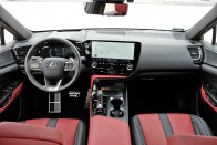 Itt az első, otthon is tölthető Lexus – Lexus NX teszt 101