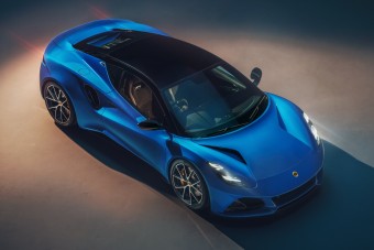 Hiába gyengébb, mégis fürgébb a négyhengeres Lotus