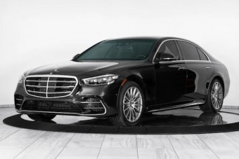 Biztonságosabb ez a Merci, mint egy tank