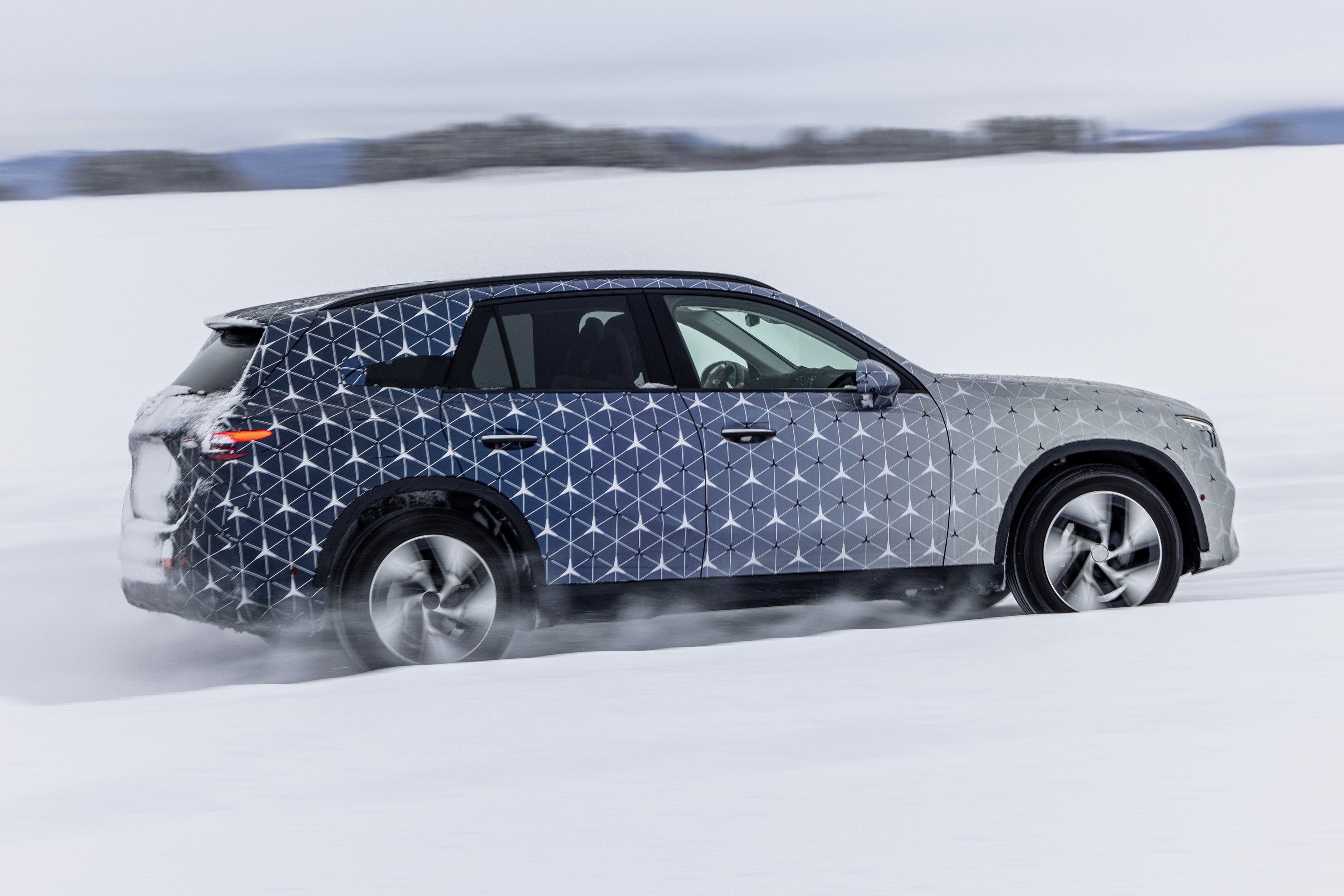 Ősszel jön a Mercedes új kompakt terepjárója 4