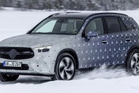 Ősszel jön a Mercedes új kompakt terepjárója 30
