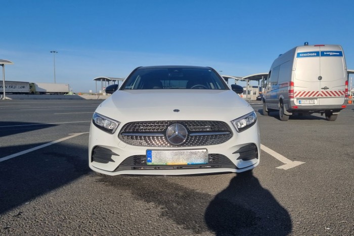 Sorra kapcsolták le a lopott autókat a magyar határon