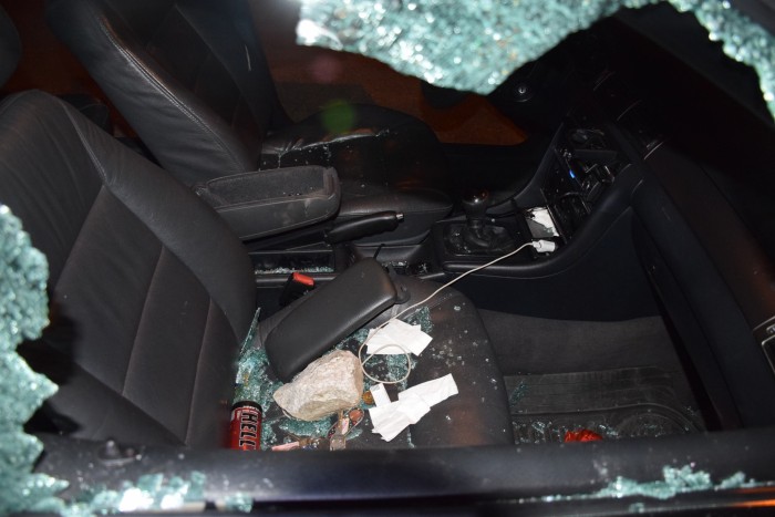 Rágóért és apróért tört fel hat autót a 17 éves srác